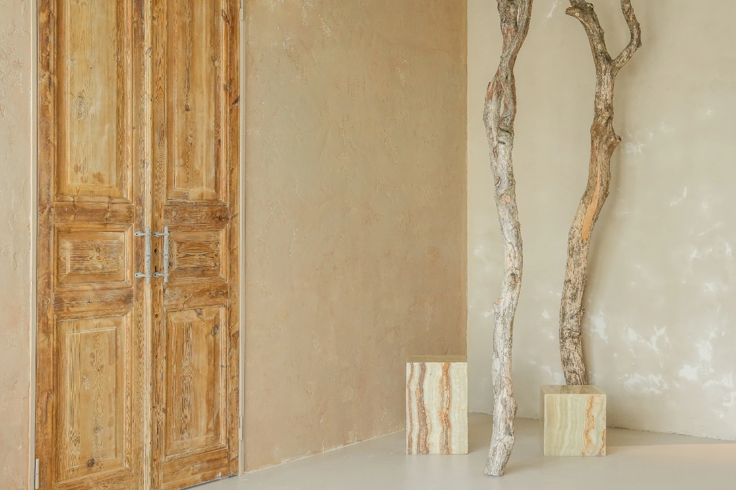 THE ROOM OF CONNECTION